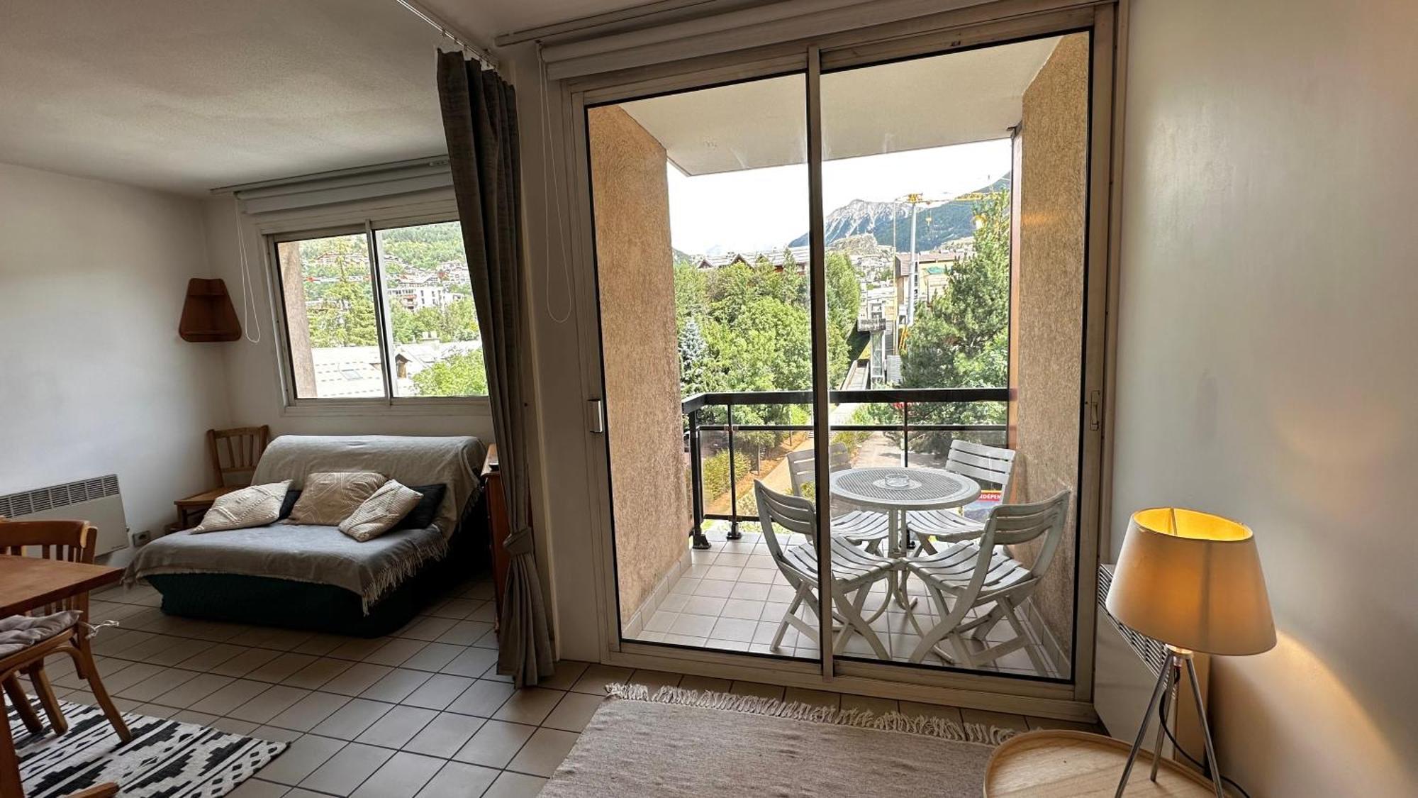 Appartement Centre Ville Pied De Piste Briancon Exterior photo